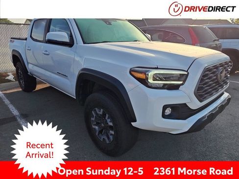 Used 2023 Toyota Tacoma TRD Off-Road AWD/4WD image 1