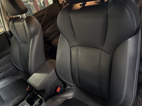 Used 2019 Subaru Forester Touring image 15