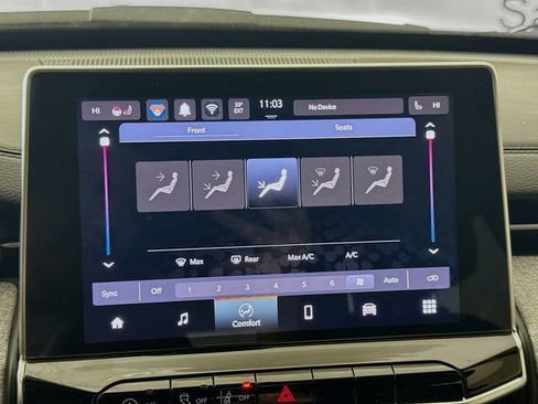 Used 2024 Jeep Compass Latitude w/ Convenience Group image 15