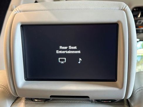 Used 2016 Land Rover Range Rover Long Wheelbase Supercharged image 39