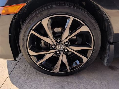 Used 2019 Honda Civic Sport image 23