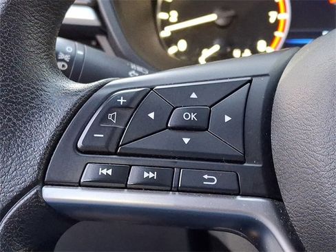 Used 2024 Nissan Altima 2.5 SV image 26