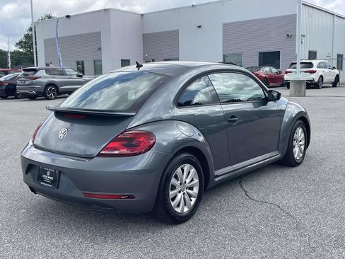 Used 2018 Volkswagen Beetle 2.0T S FWD image 7