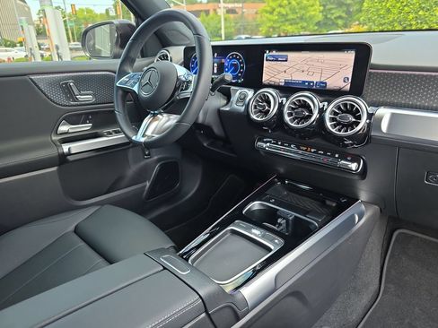 Certified 2024 Mercedes-Benz EQB 250+ image 18