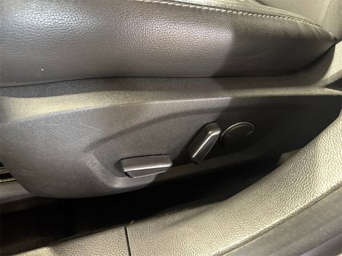 Used 2014 Ford Fusion SE w/ Equipment Group 202A image 13