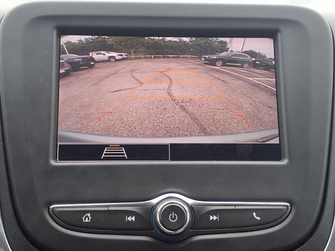 Used 2022 Chevrolet Equinox LT FWD image 4