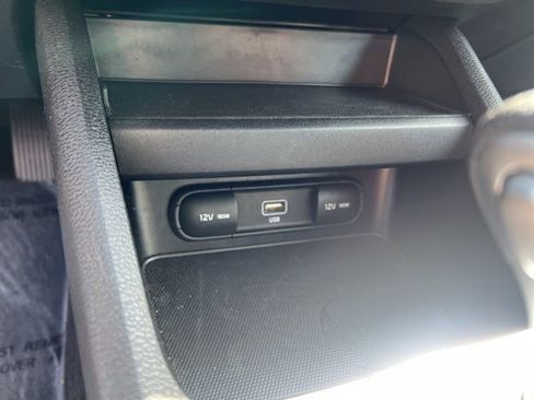 Used 2023 Kia Forte LXS image 32