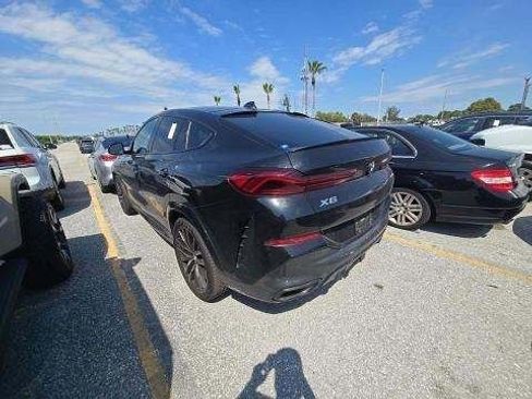 Used 2023 BMW X6 xDrive40i w/ M Sport Package image 9