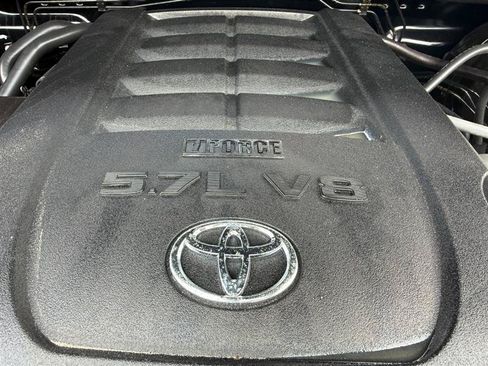 Used 2021 Toyota Tundra SR5 AWD/4WD image 17