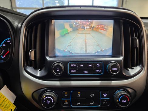 Used 2018 Chevrolet Colorado LT w/ Safety Package AWD/4WD image 30
