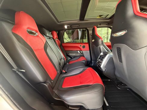 Used 2022 Land Rover Range Rover Sport SVR AWD/4WD image 32