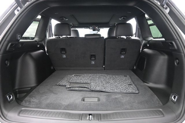 New 2026 Jeep Grand Cherokee Limited AWD/4WD image 7