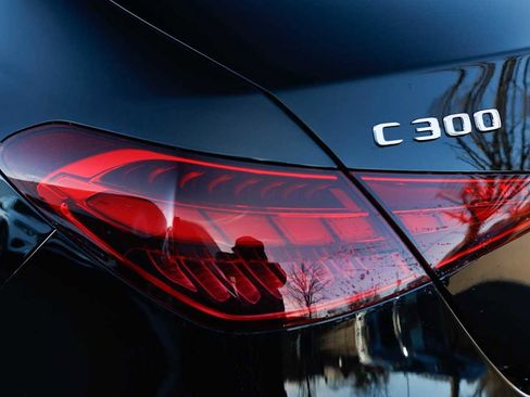 Used 2026 Mercedes-Benz C 300 4MATIC Sedan image 9