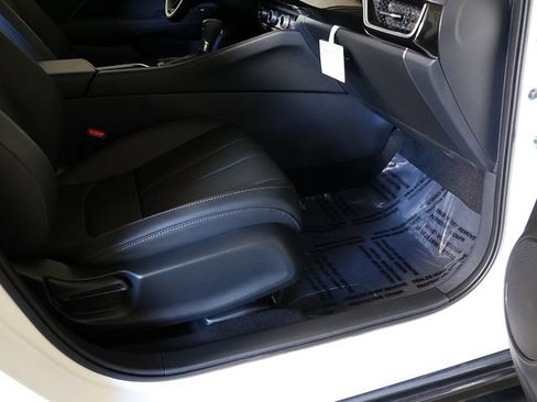 Certified 2026 Acura ADX FWD image 35