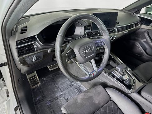Used 2023 Audi S4 Premium Plus w/ Premium Plus Package image 9