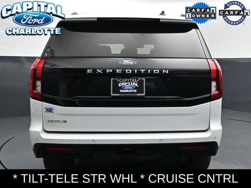 Used 2025 Ford Expedition Active RWD image 7