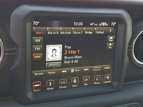 Used 2019 Jeep Wrangler Unlimited Sahara w/ Quick Order Package 24M Moab AWD/4WD image 17