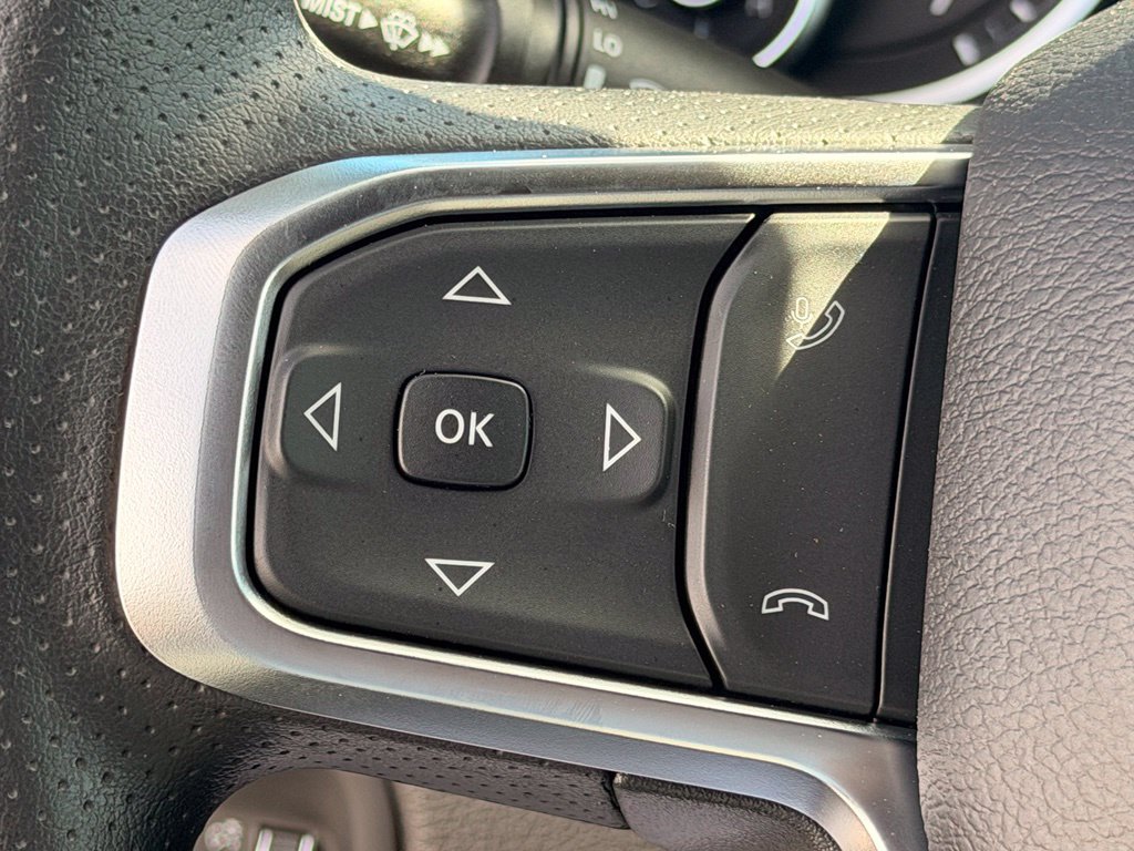 New 2026 RAM 1500 Express AWD/4WD image 19