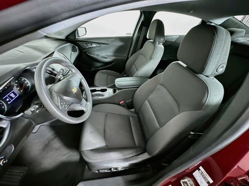 Used 2019 Chevrolet Malibu LT FWD image 13