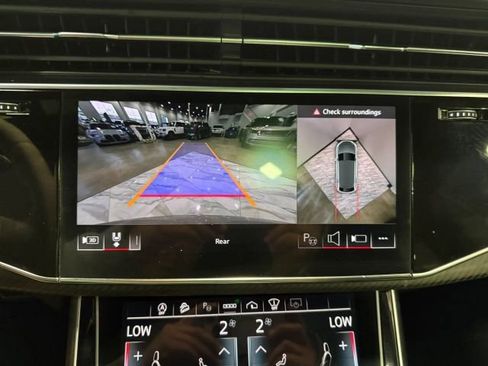 Used 2024 Audi RS Q8 AWD/4WD image 21