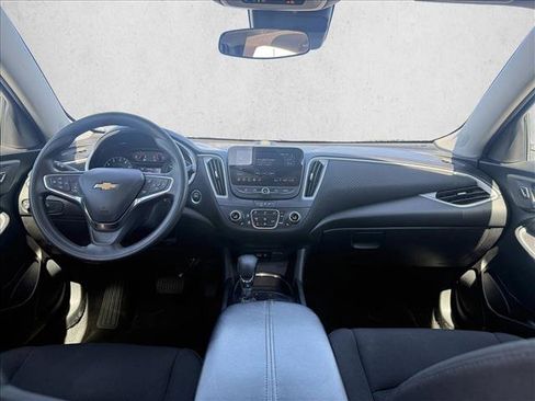 Used 2024 Chevrolet Malibu LT FWD image 14