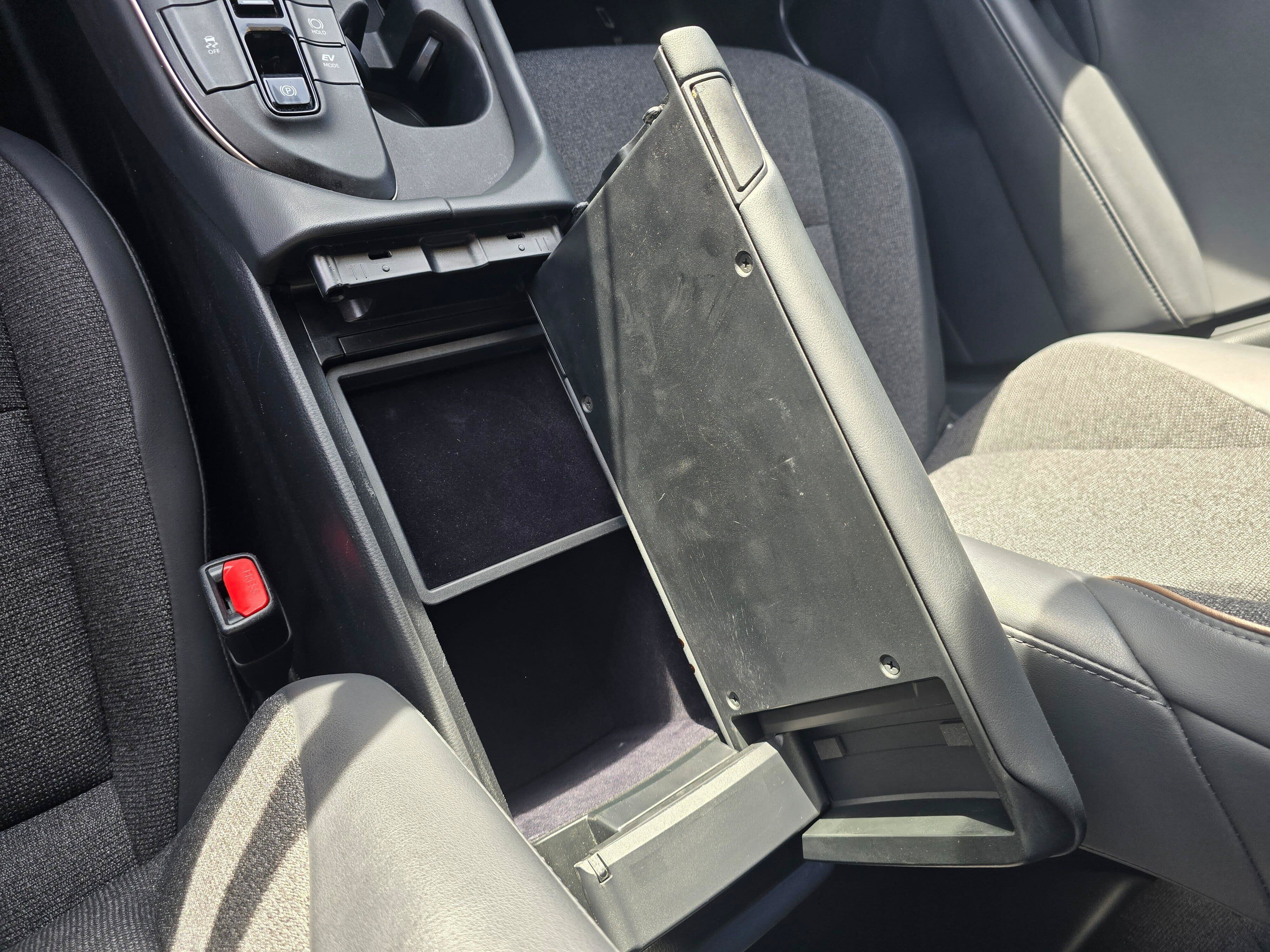 Certified 2023 Toyota Crown w/ Carpet Mat Package (TMS) AWD/4WD image 25