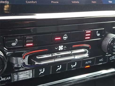 New 2025 Jeep Grand Cherokee L Limited w/ Black Appearance Package image 20