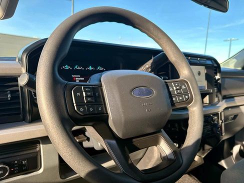 Used 2024 Ford F250 XLT image 13