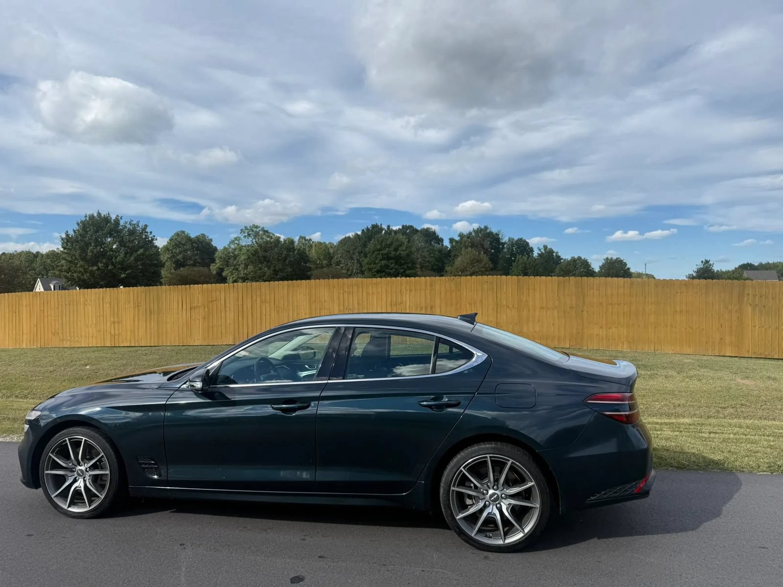 Used 2022 Genesis G70 3.3T RWD image 31