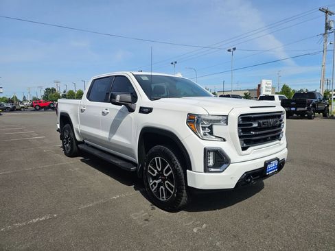 Used 2020 GMC Sierra 1500 AT4 w/ AT4 Premium Package AWD/4WD image 4