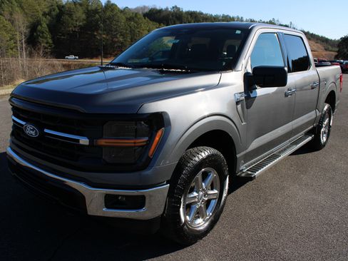 Used 2025 Ford F150 XLT w/ Equipment Group 301A Standard image 7