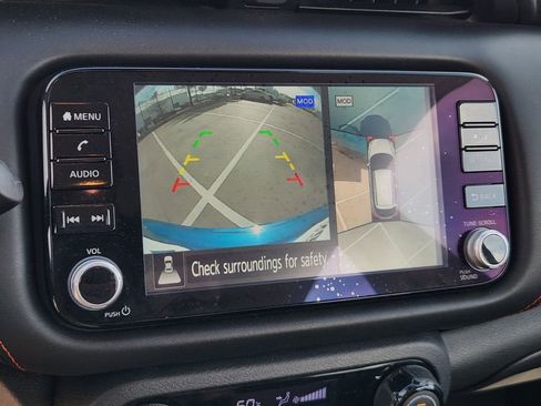 Used 2024 Nissan Kicks SR image 19