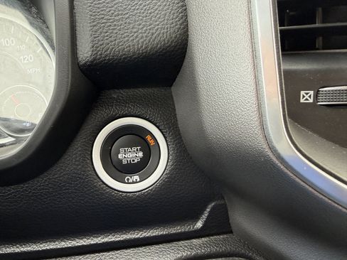 Used 2019 RAM 1500 Big Horn AWD/4WD image 19