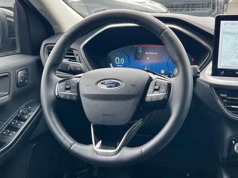 Used 2024 Ford Escape Platinum image 16