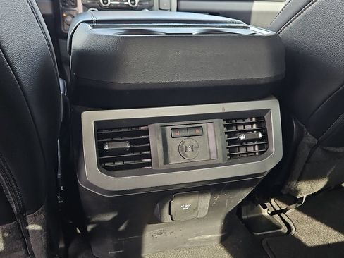 Used 2025 Ford F450 Lariat w/ Lariat Ultimate Package AWD/4WD image 21