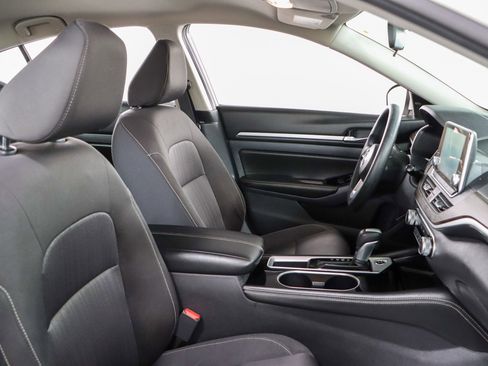 Used 2023 Nissan Altima 2.5 SV image 26