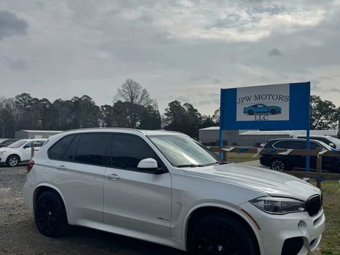 Used 2018 BMW X5 xDrive50i image 1