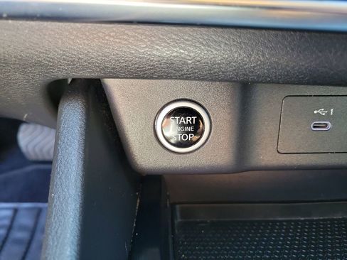 Used 2023 Nissan Rogue SV image 27