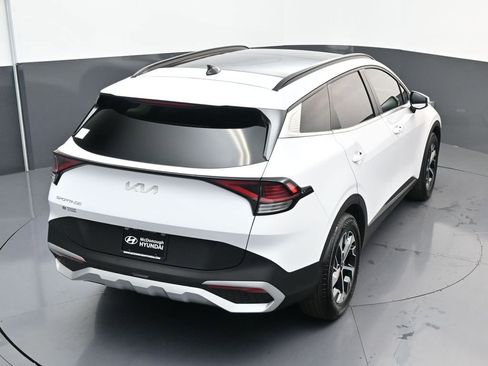 Used 2025 Kia Sportage EX w/ Premium Package FWD image 17