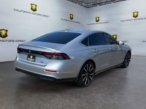 Used 2023 Honda Accord Touring image 5
