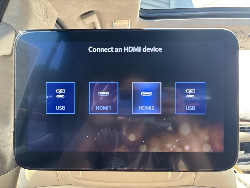 Used 2022 Cadillac Escalade Sport Platinum AWD/4WD image 37
