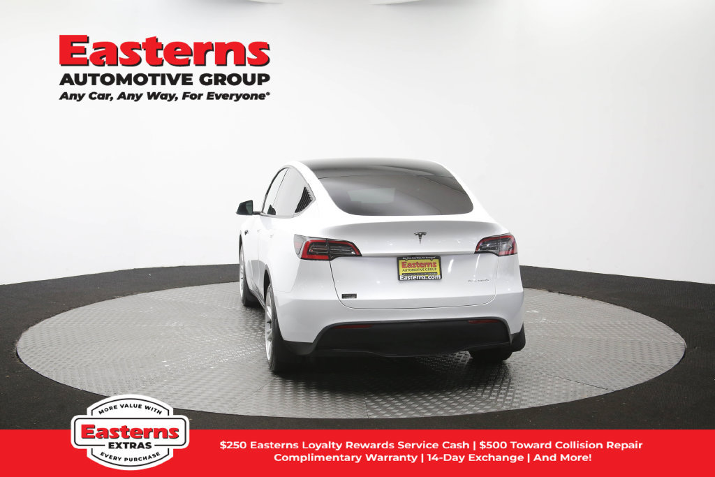 Used 2020 Tesla Model Y Long Range AWD/4WD image 32