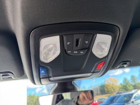 Used 2024 RAM 3500 Big Horn image 24