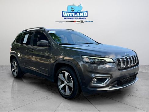 Used 2020 Jeep Cherokee Limited FWD image 40
