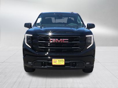 New 2025 GMC Sierra 1500 Elevation