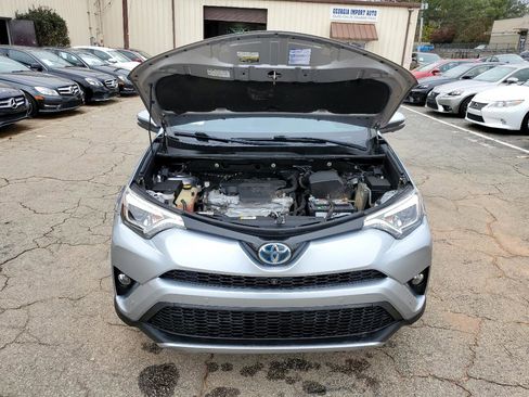 Used 2016 Toyota RAV4 SE image 13