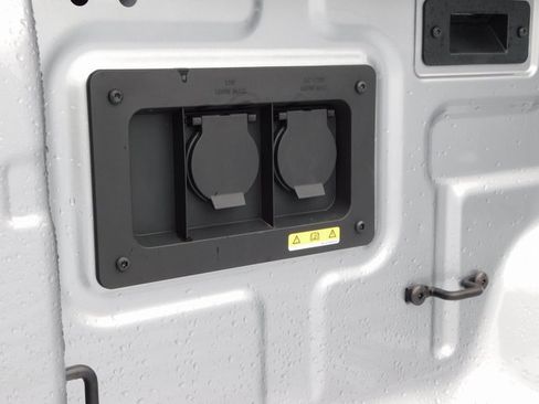 Used 2024 Ford Ranger XLT w/ Trailer Tow Package image 7