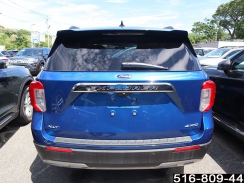 Used 2022 Ford Explorer XLT w/ Equipment Group 202A AWD/4WD image 5