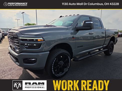 New 2026 RAM 2500 Laramie AWD/4WD image 3