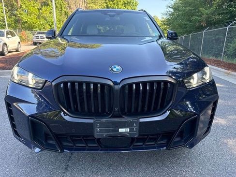 Used 2024 BMW X5 xDrive40i w/ M Sport Package AWD/4WD image 10